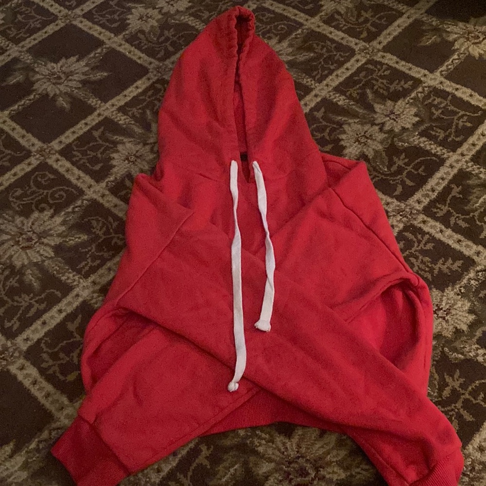 red crop sweatshirt!